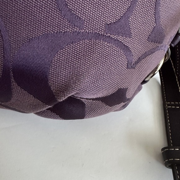 Coach Signature East West Duffle Purple‎ Leather Trim Handbag F15068 2010 READ - Picture 13 of 16